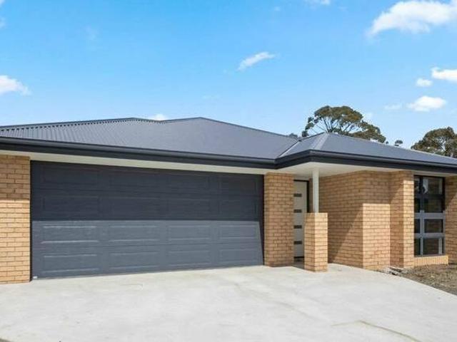 House for rent in Hobart