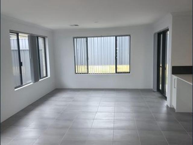 House for rent in Champion Lakes, Western Australia