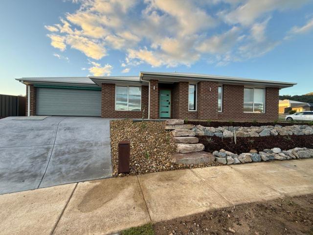 House for rent in Leneva, Victoria
