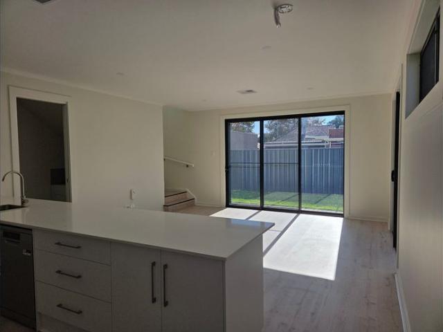 Townhouse for rent in Horseshoe Creek, South Australia