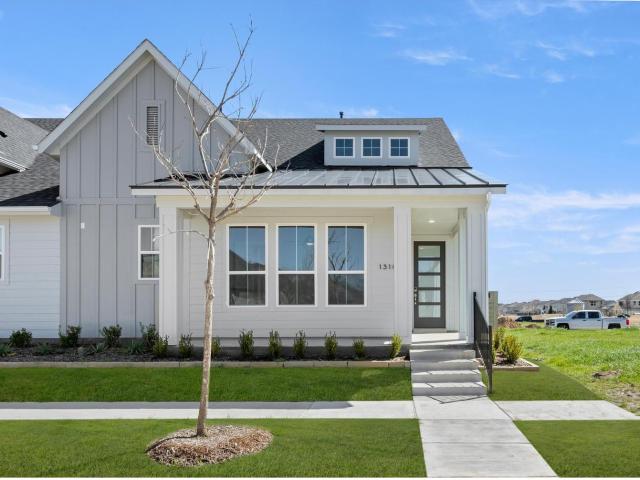 Duplex for sale in Argyle