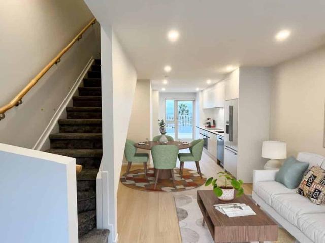 Townhouse for rent in Wairau Valley