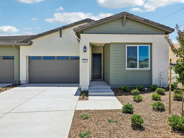 Duplex for sale in Brentwood, California