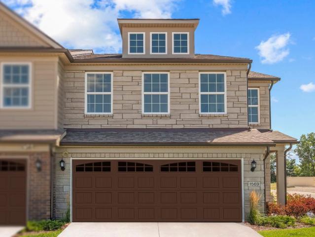 House for sale in Commerce Township