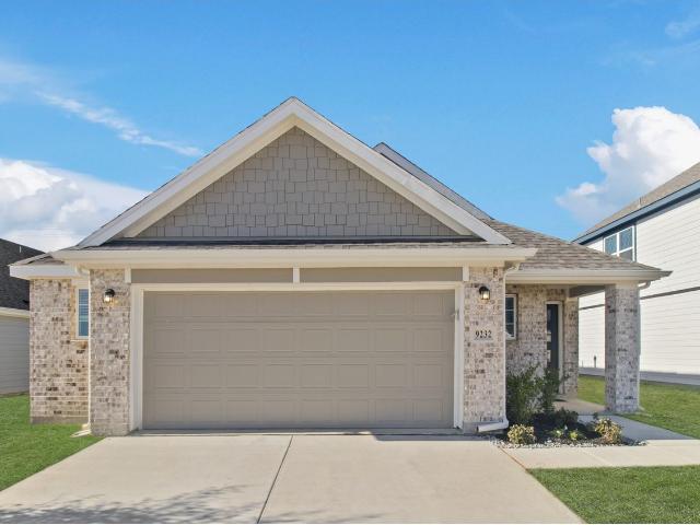 House for sale in Crowley, Texas