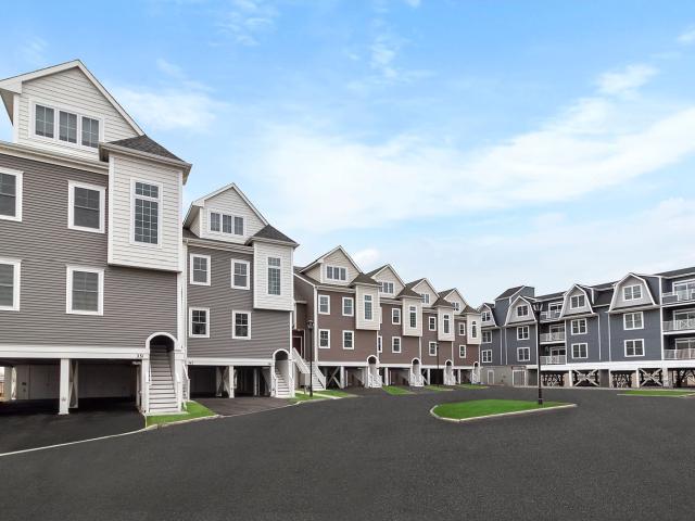 Condo for sale in East Rockaway