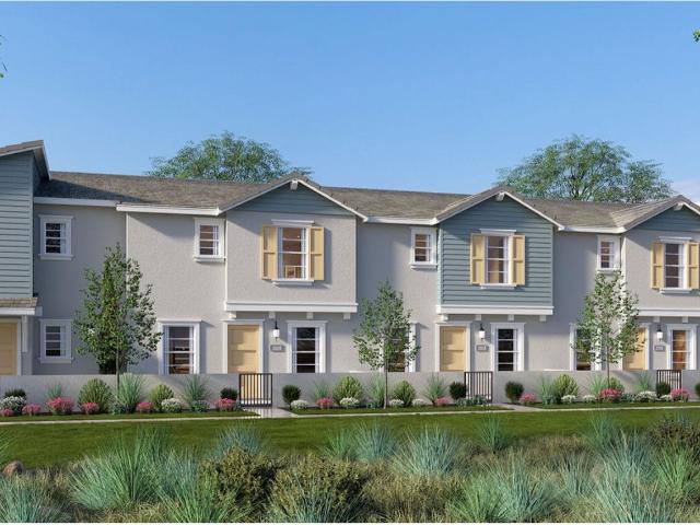 Townhouse for sale in Fontana, California