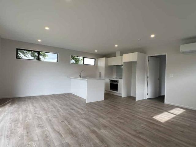 House for rent in Chaslands, Canterbury