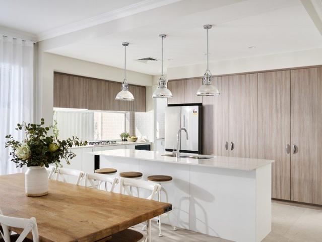 Cottage for sale in Haynes, Western Australia