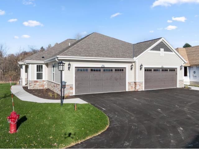 Condo for sale in Jackson, Wisconsin