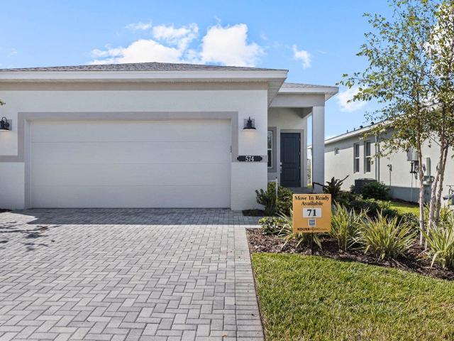 House for sale in Lady Lake, Florida
