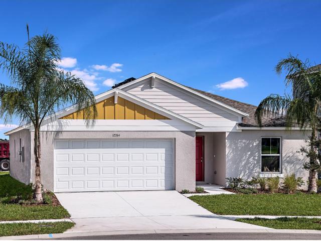 House for sale in Lake Hamilton, Florida