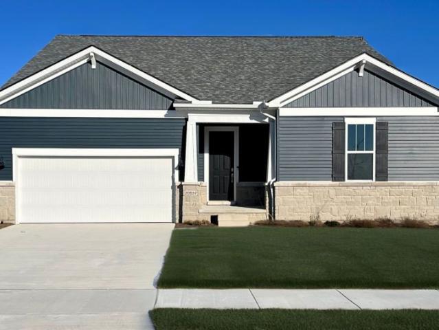 Condo for sale in Macomb