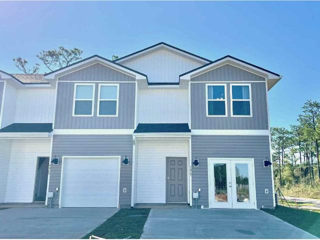 Townhouse for sale in Pensacola