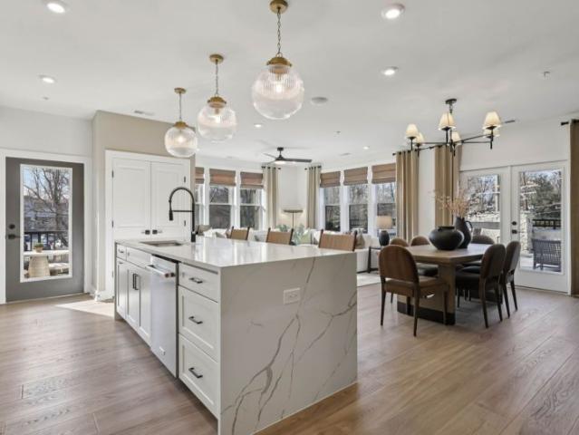 Condo for sale in Potomac, Maryland