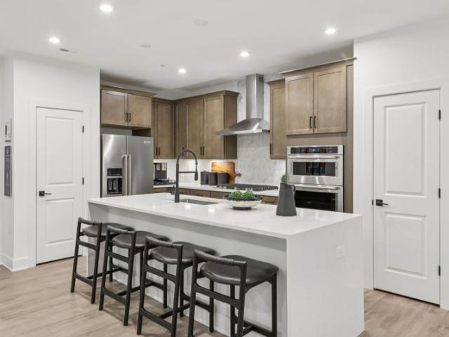 Condo for sale in Potomac, Maryland