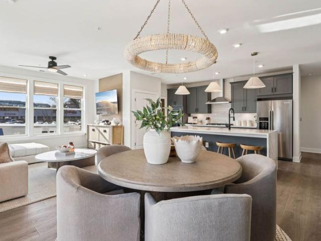 Condo for sale in Potomac, Maryland
