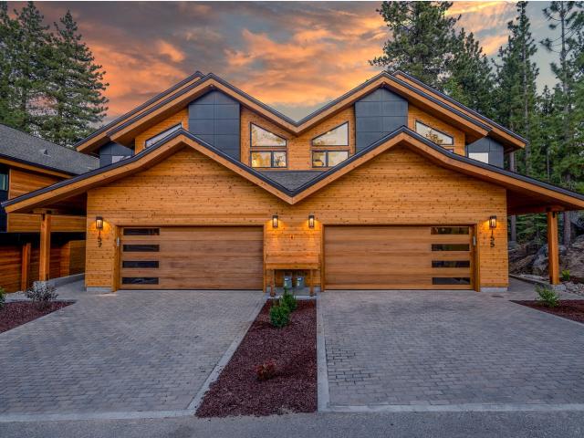 Duplex for sale in Stateline, Nevada