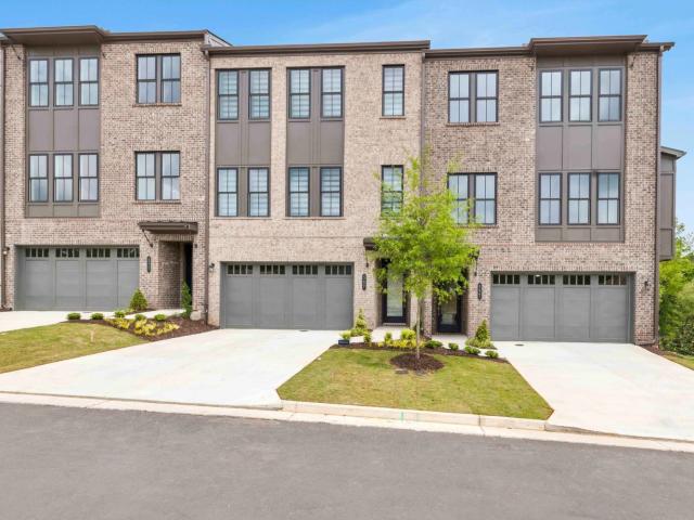 House for sale in Suwanee, Georgia