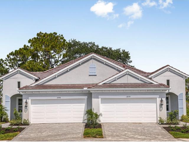 Duplex for sale in Venice, Florida