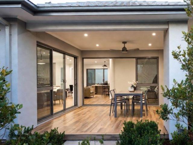 Cottage for sale in Stirling, Western Australia