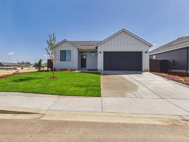 House for sale in Winlock, Washington