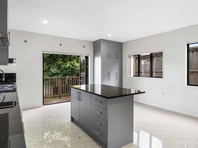 House for rent in Takanini, Papakura