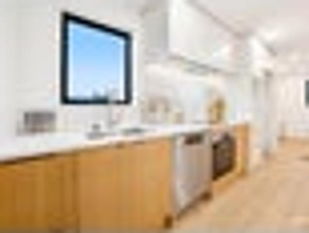 Townhouse for sale in Whangaparaoa, Oroua County