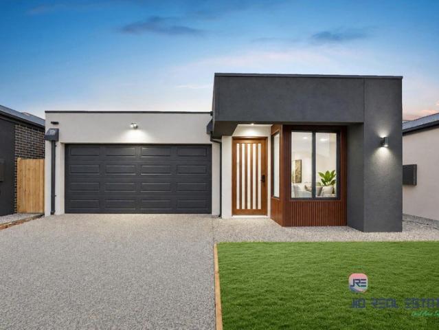 House for sale in Bonnie Brook, Melbourne