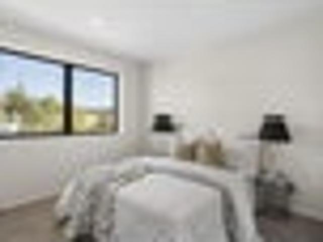 House for sale in Wairau Valley