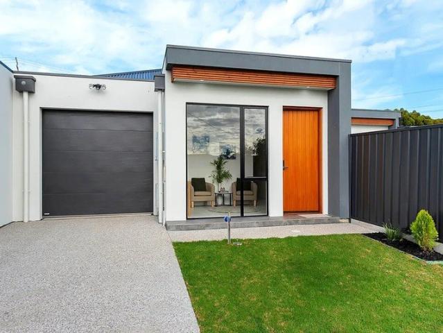 House for sale in Adelaide, City of Tea Tree Gully