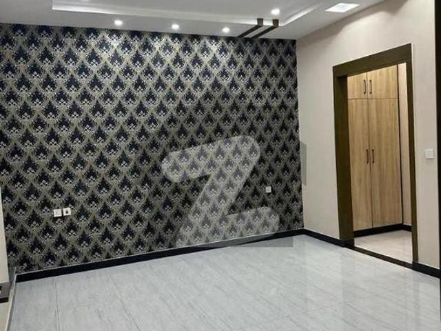 House for sale in Faisalabad, Islamabad Capital Territory