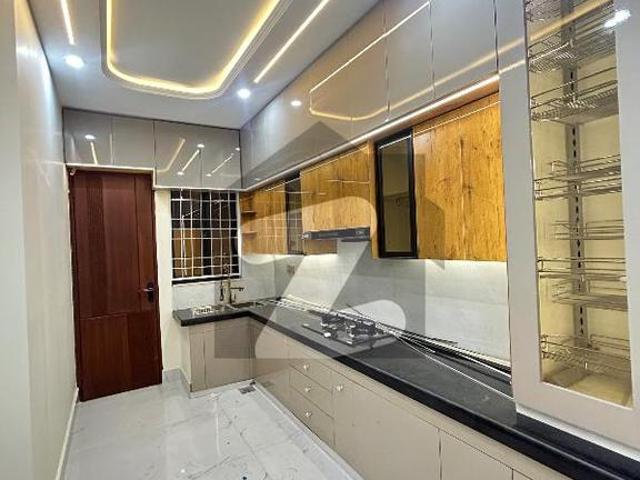 House for sale in سیالکوٹ, گوجرانوالہ ڈویژن