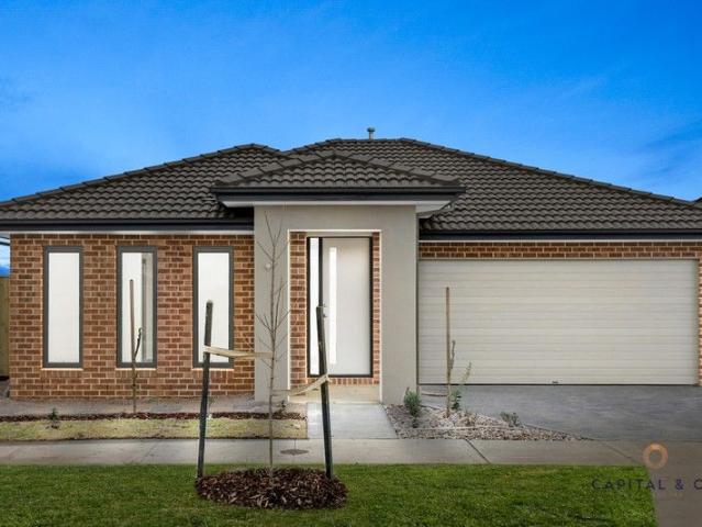 House for sale in Pinegrove, Melbourne