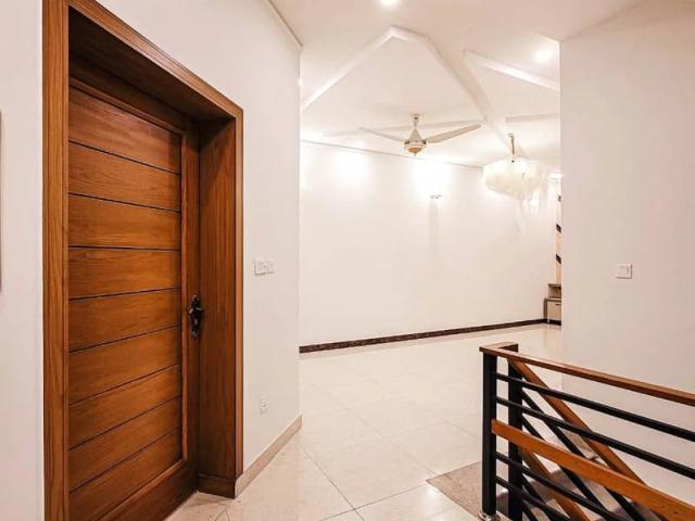 House for sale in Phase 3, بحریہ ٹاؤن