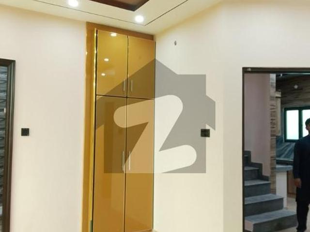 House for sale in Faisalabad, Islamabad Capital Territory