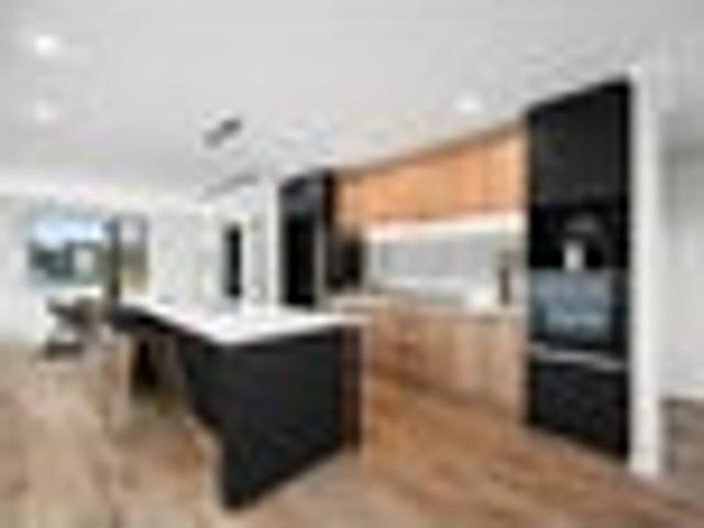 House for sale in Chartwell