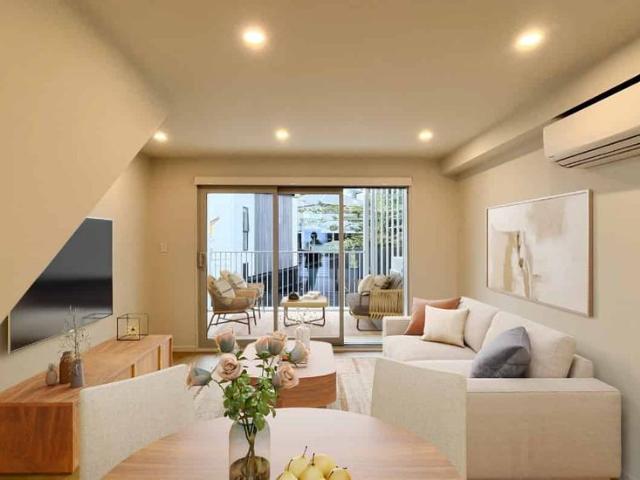 Townhouse for rent in Wairau Valley