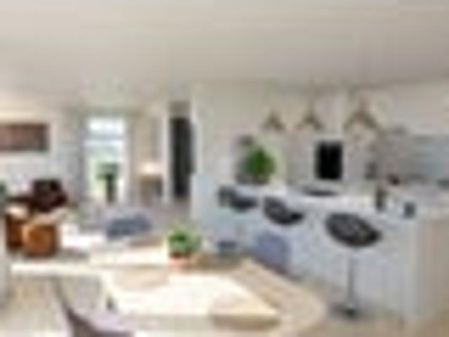 House for sale in Chaslands, Canterbury