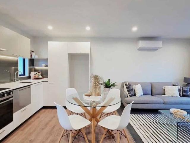 Townhouse for rent in Heathcote, Canterbury