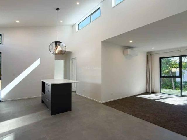 Townhouse for rent in Papanui, Canterbury