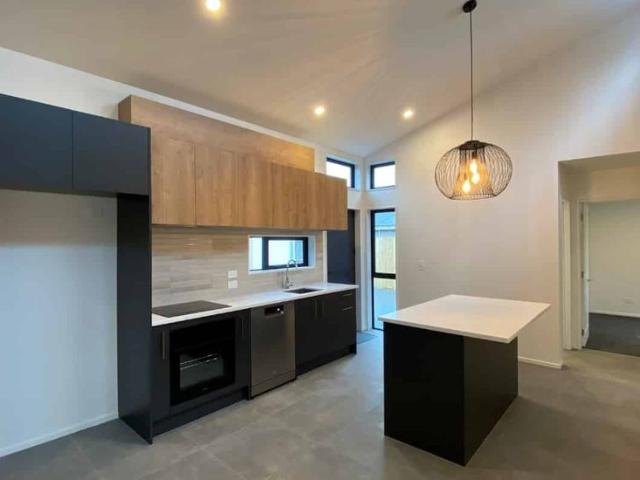 Townhouse for rent in Papanui, Canterbury