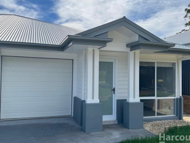 House for rent in Thrumster, New South Wales