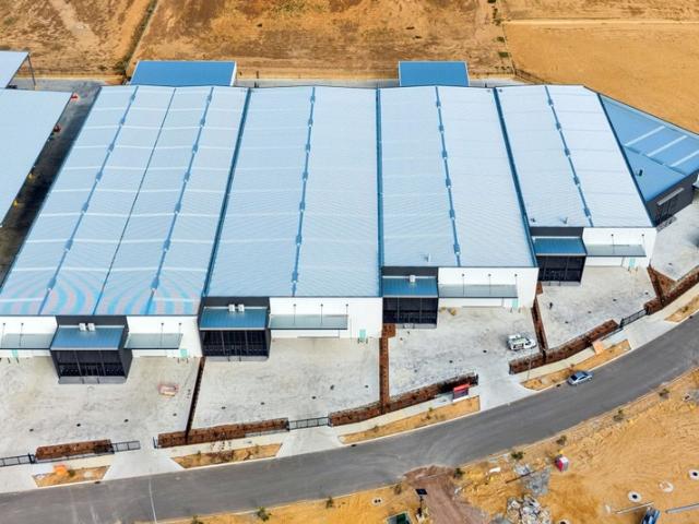 Warehouse for rent in Wattleup, City of Cockburn