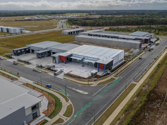 Warehouse for rent in Toombul, Queensland