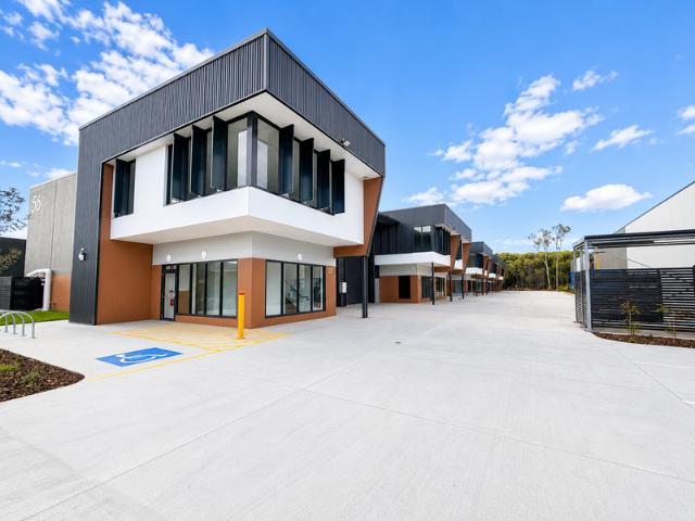 Warehouse for rent in Kings Creek, Queensland