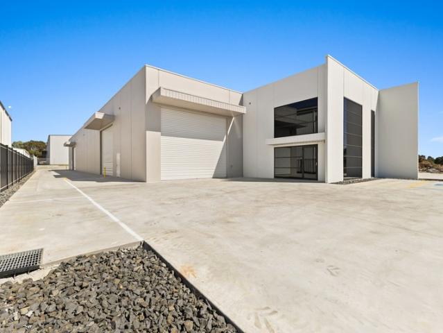 Warehouse for rent in Traralgon East, Victoria