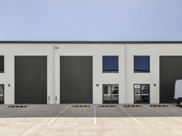 Warehouse for rent in Toombul, Queensland