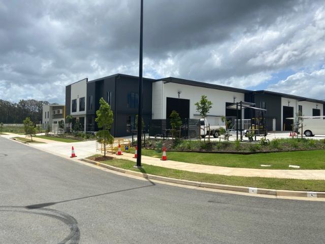 Warehouse for sale in Kings Creek, Queensland