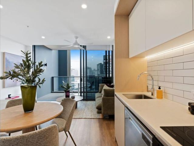 Granny Flat for rent in Toombul, Queensland